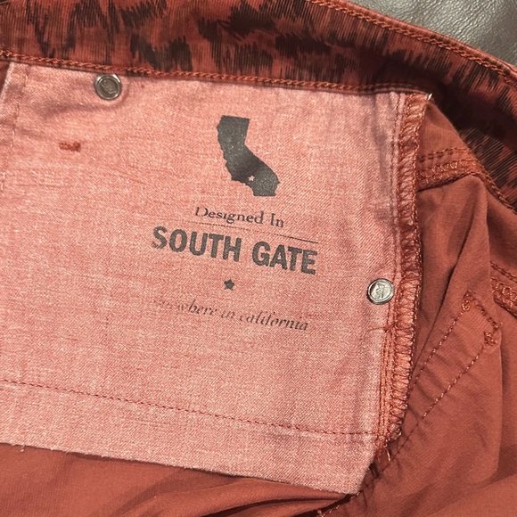 AG Adriano Goldschmied Red Patterned Skinny Jeans - Picture 6 of 8